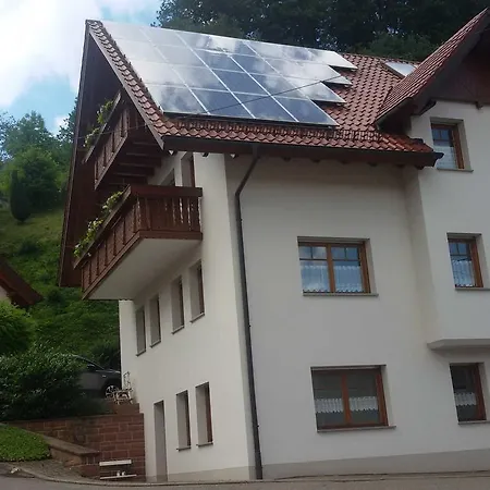 Am Rebberg דירה *